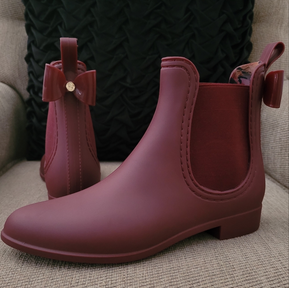 CATHERINE MALANDRINO BORDEAUX BRIELLIE RAIN BOOTS
